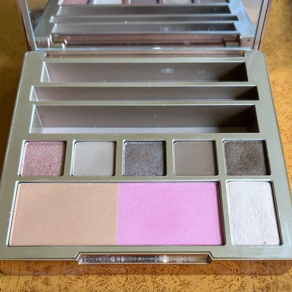 Bundle of Makeup Set used - Urban Decay, Too Faced, Morphe, MAC, Tarte, and more - Picture 2 of 16